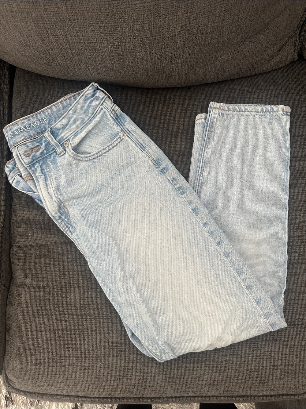 American Eagle Outfitters Light Blue Straight Mom jeans
